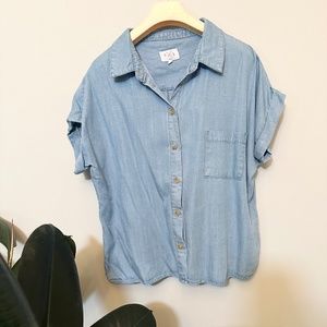 t /s | chambray tercel short sleeve button down